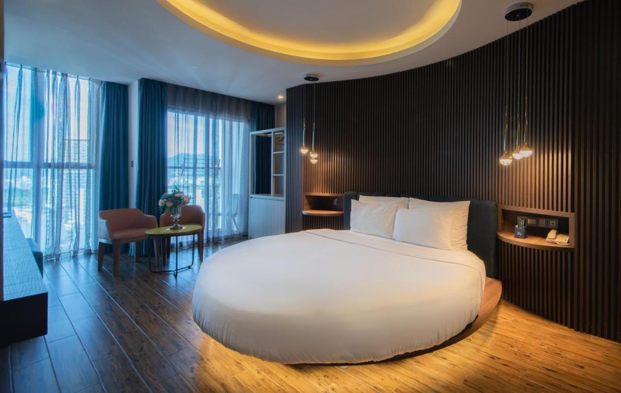 Aaron Hotel Nha Trang Kültér fotó