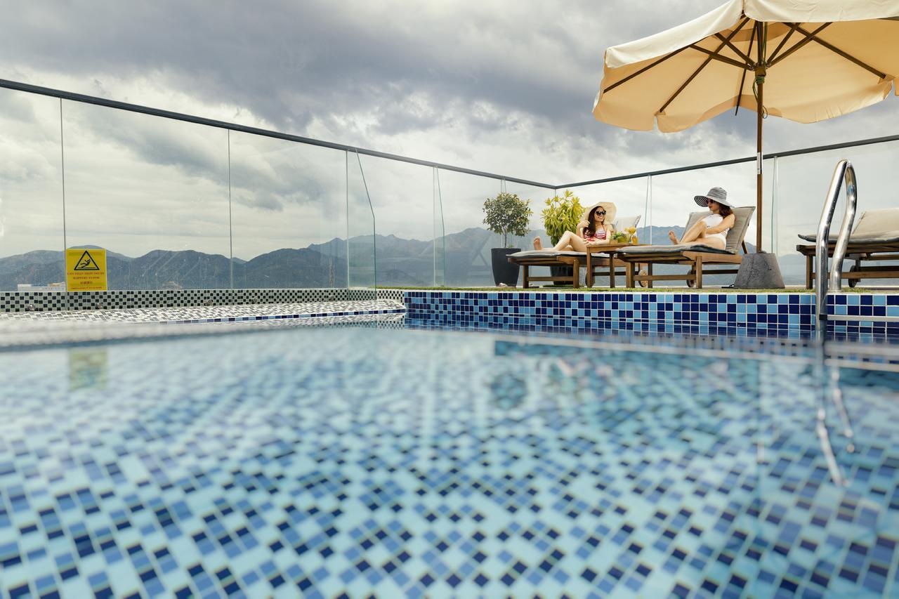 Aaron Hotel Nha Trang Kültér fotó